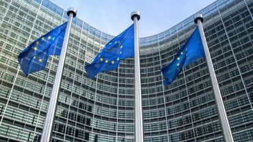 Digital Euro and Privacy: Analysis of the Regulatory Proposal by the European Commission